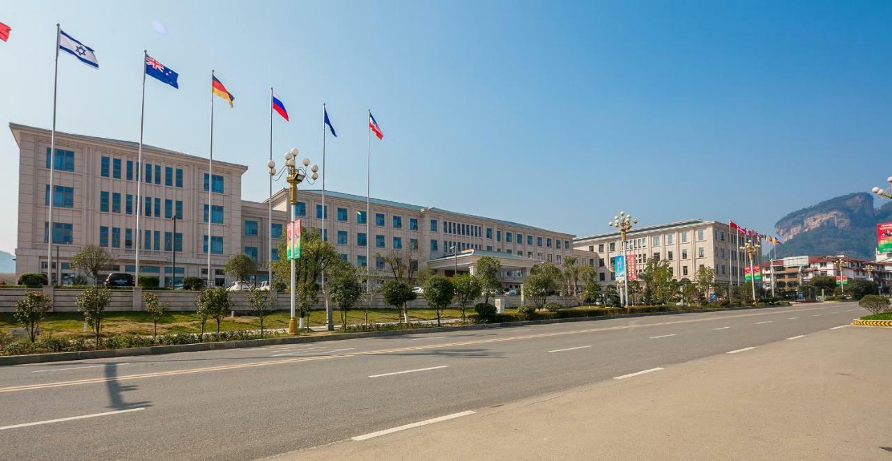 Millennium Resort Wuyishan หวู่ยี่ฉาน ภายนอก รูปภาพ