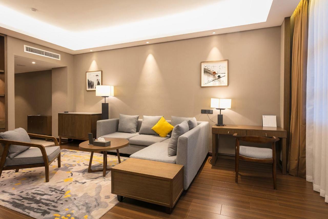 Millennium Resort Wuyishan หวู่ยี่ฉาน ภายนอก รูปภาพ